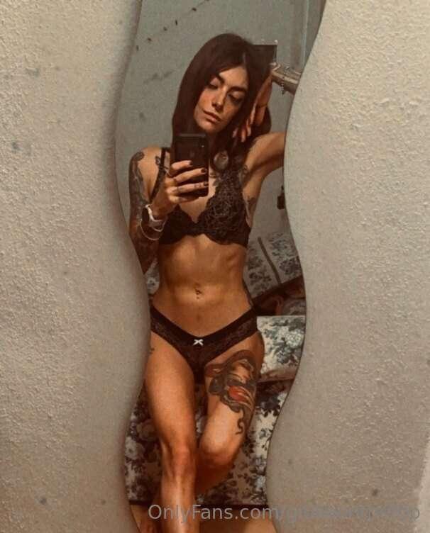 more pictures like this??