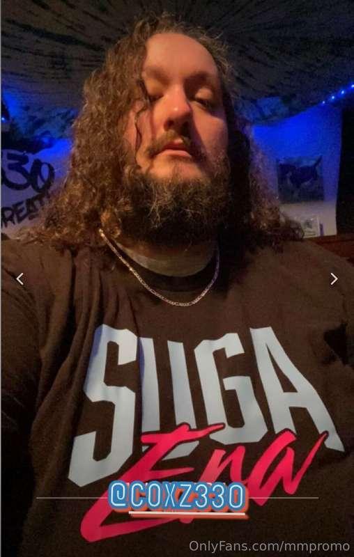 Ohio big boy lookin to find new friends 😜😈 check out my page..