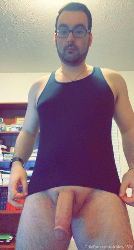 I know, I know… always with the same poses lol 🤪🤪
