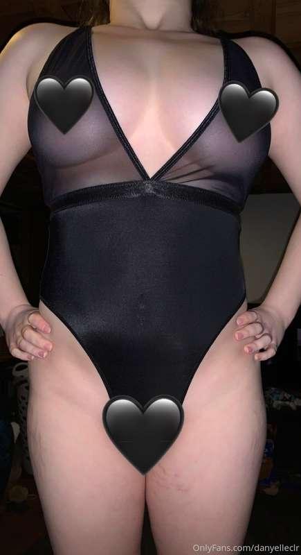 Who wants to see the unedited version?😘