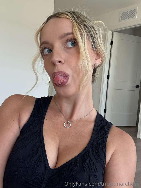 In a mood... message me 😈