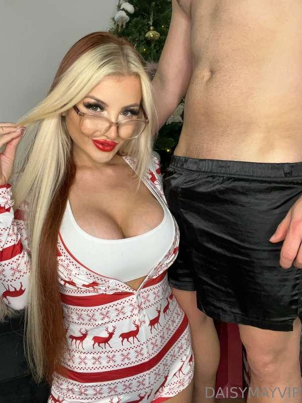 @daisyandapollo