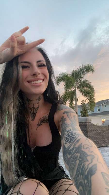 Dm me ur fav song rnnn