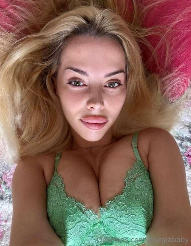 Ti piacerebbe viziare una bionda come me?💦😏
