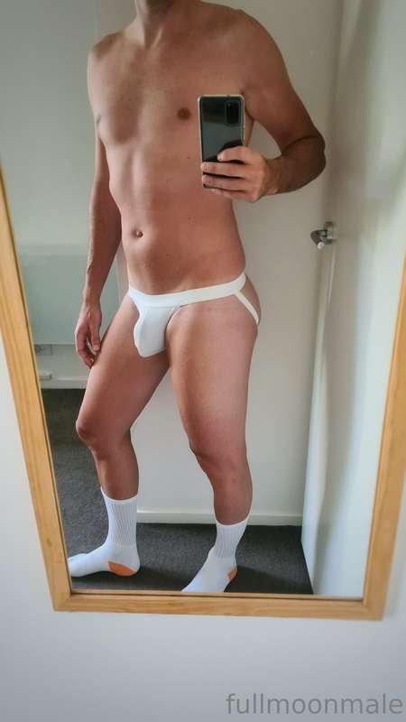 Perfect attire for the gym don't you think? 🏋‍♂️😉