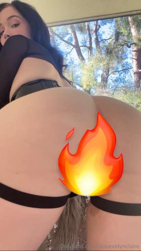 I just uploaded new content! Here's a hint.