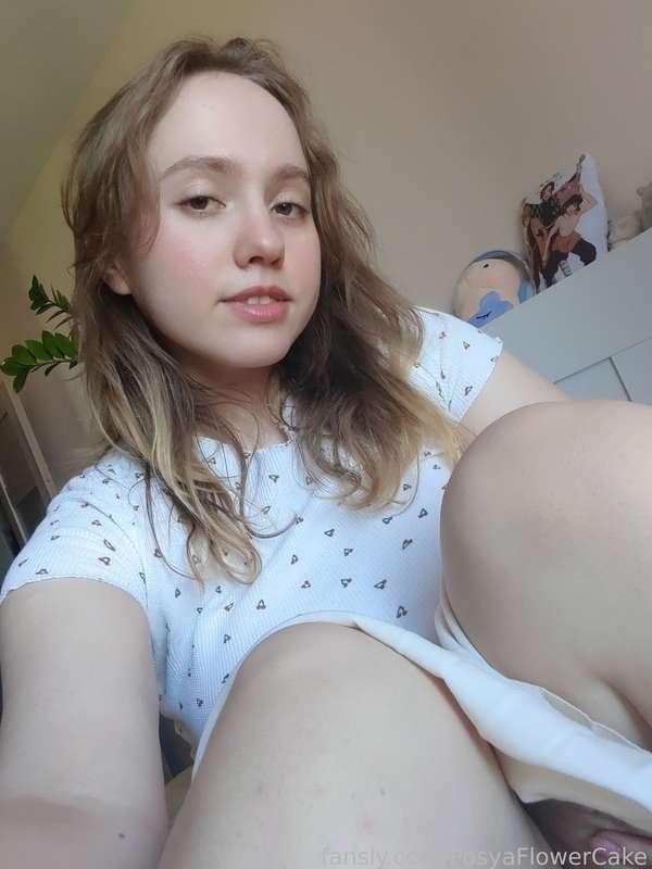 Only thing bigger than my boobs is my need for cock



#bbw #blonde #selfie #sweet #cute #uwu #fyp #babyface #natural #teen