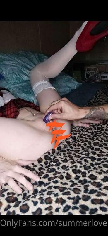 Watch him play with my clit for almost 5 minutes with my toy..