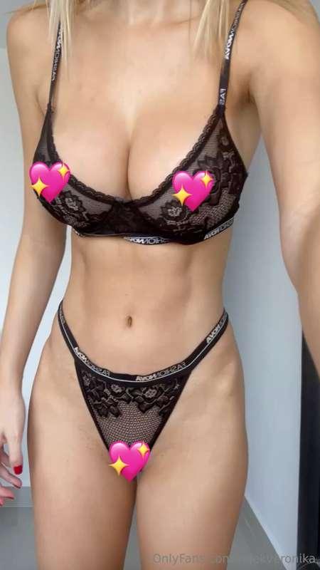 happy Monday! 🥵😋
