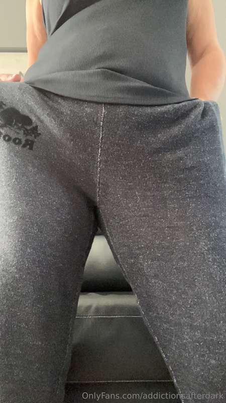 Fall in love 🍂 they would look better on your floor 🤭 can I ..