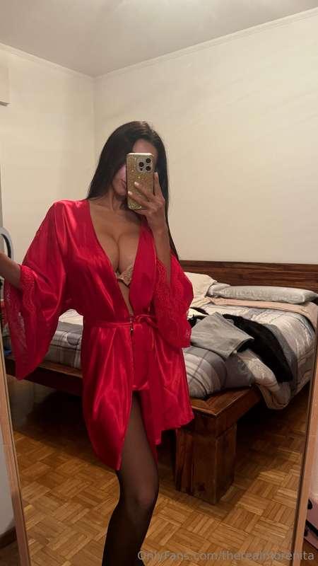 Cosa aspetti a sfilarmelo? Scorri 🔥❤️ What are you waiting f..