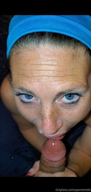 Just a little cum slut 😜