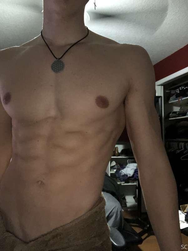 Here’s a few picture dumps some of the new people, and old, ..