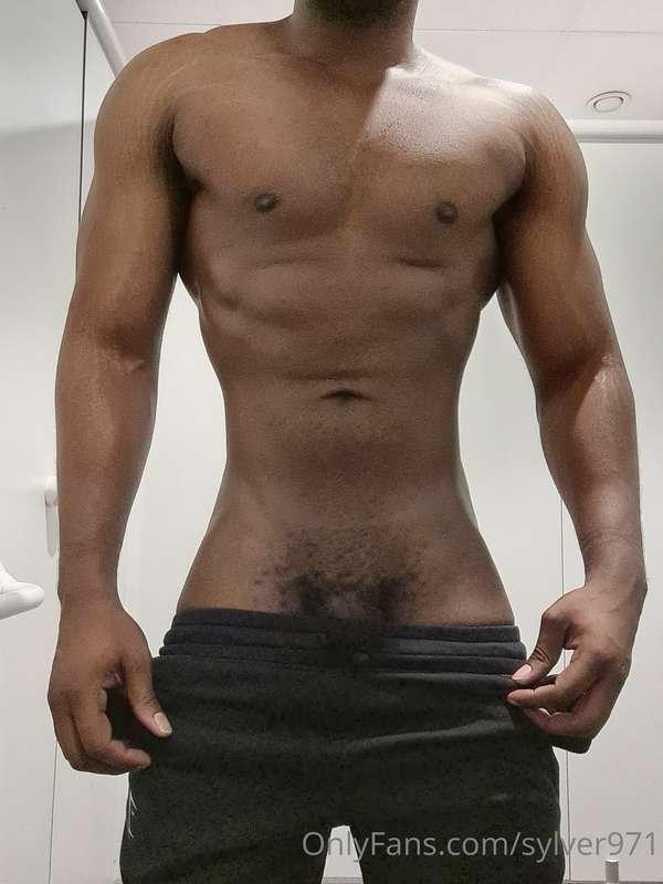 This morning's gym pump 🏋🏿‍♂️🍆