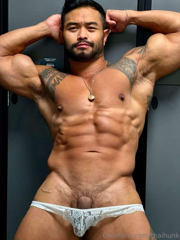 I swear This’s men underwear and it’s xl size!!