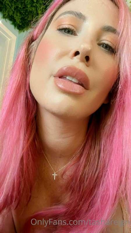 Juicy lips 😽💋💋