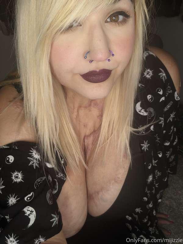 Some shots of me without my glasses !
