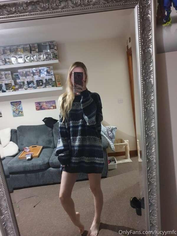 It's cozy jumper weather 🥰