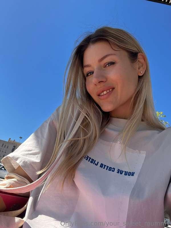 This week flew by like a blink of an eye, but it left a warm..