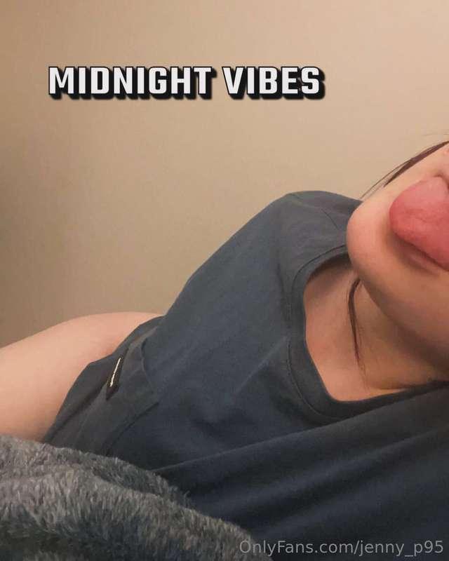 Let’s chat? 🩷🩷