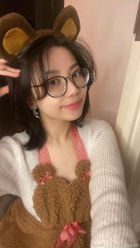 𝗙𝗥𝗘𝗘 𝗩𝗜𝗣 𝗘𝗫𝗖𝗟𝗨𝗦𝗜𝗩𝗘 𝗖𝗢𝗡𝗧𝗘𝗡𝗧 🐻 Do you prefer bear or bunny ears? ☕

#fyp #asian #anime #waifu #POV #girlfriend #young #sweet #cosplay #cute #apron 