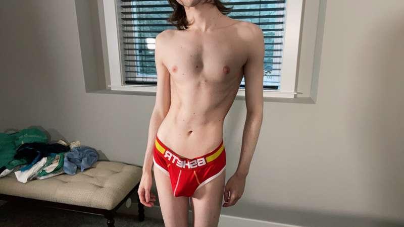 Got a new pair of undies~ wanna rip them off with your teeth..