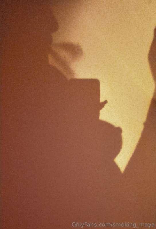 smoking_maya image #0