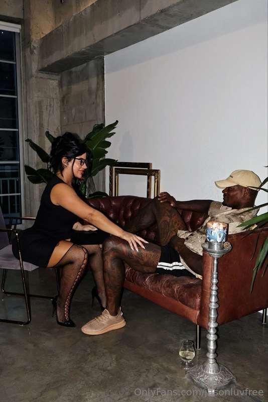 "LUV THERAPY" with @lissaaires   This is what you've all bee..