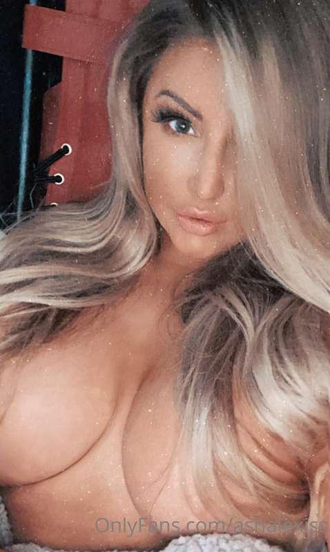 ashalexiss main image