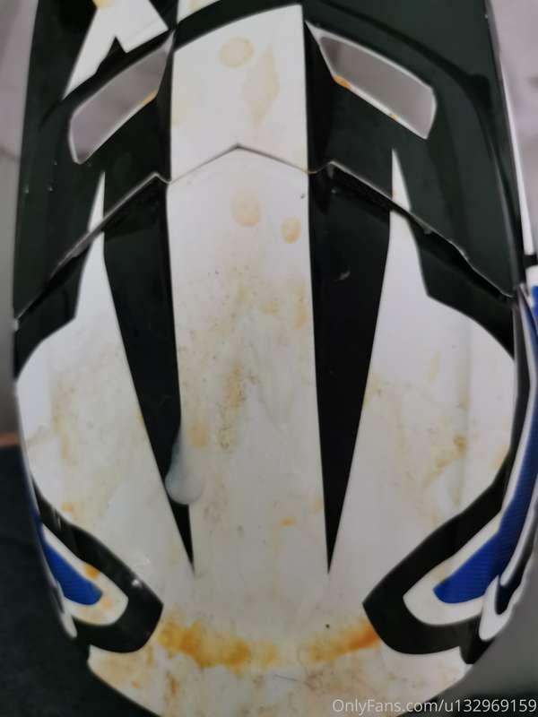 Cumshot on my Fox helmet (it´s not the first ;P)