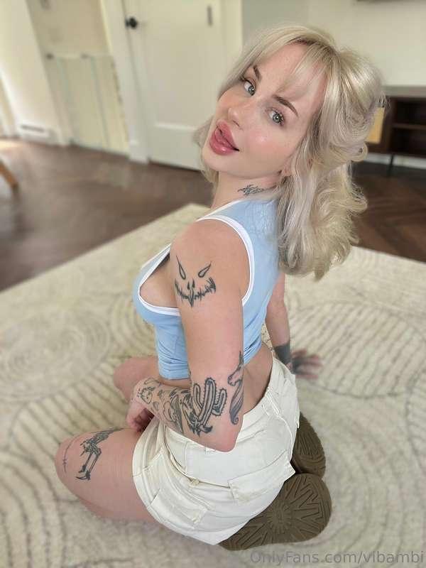 Come keep me warm, babe 🛏️