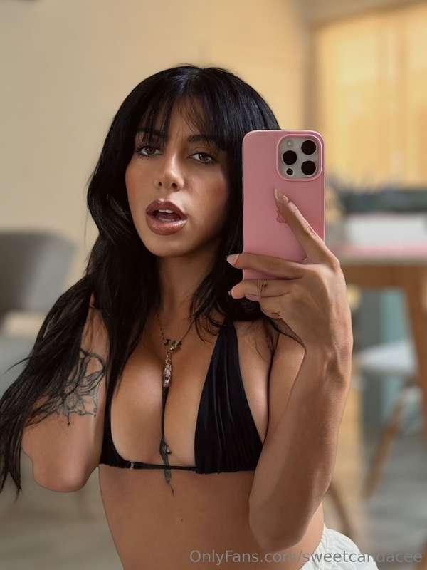 your sexiiiiiiu brunetteeeeeeee 💖