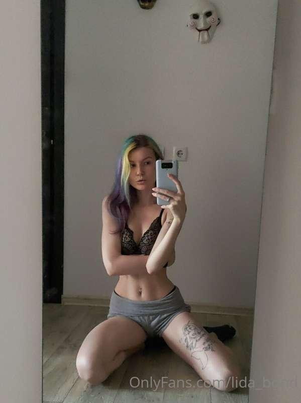 Hey, loves ❤️
I started my weekend with a morning workout an..