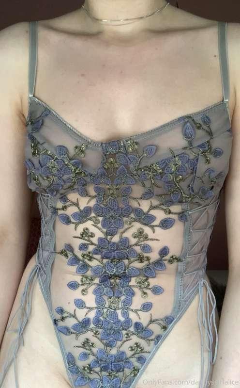 Details 💜💞