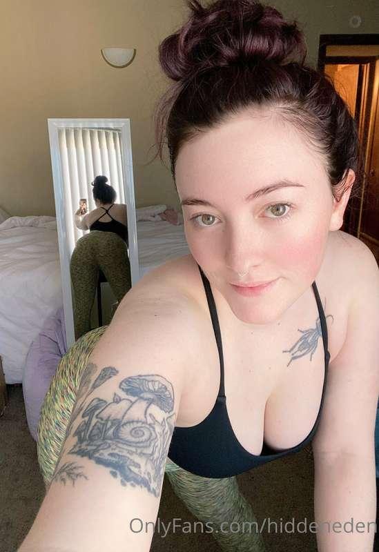 🍑 wanna take a bite?