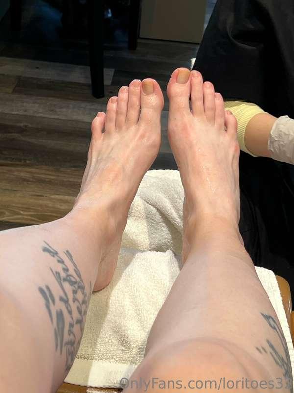 Shots from today’s pedicure. 
And some creeper shots of my n..