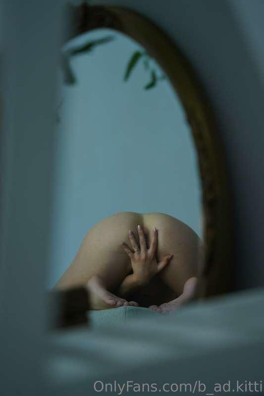 I hope you’re all having a wonderful week! Check your inbox ..