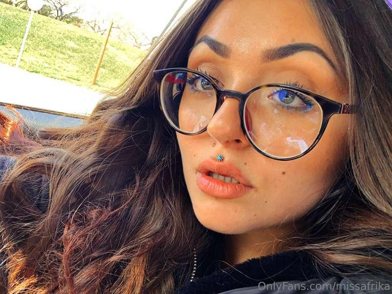 Like si te gusta el piercing del labio 🫦