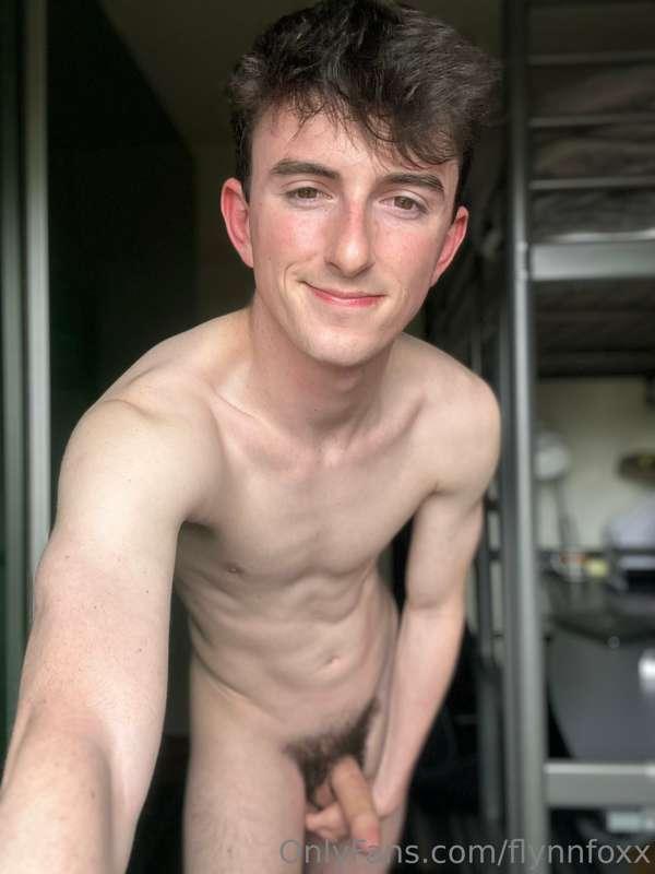 flynnfoxx image #2