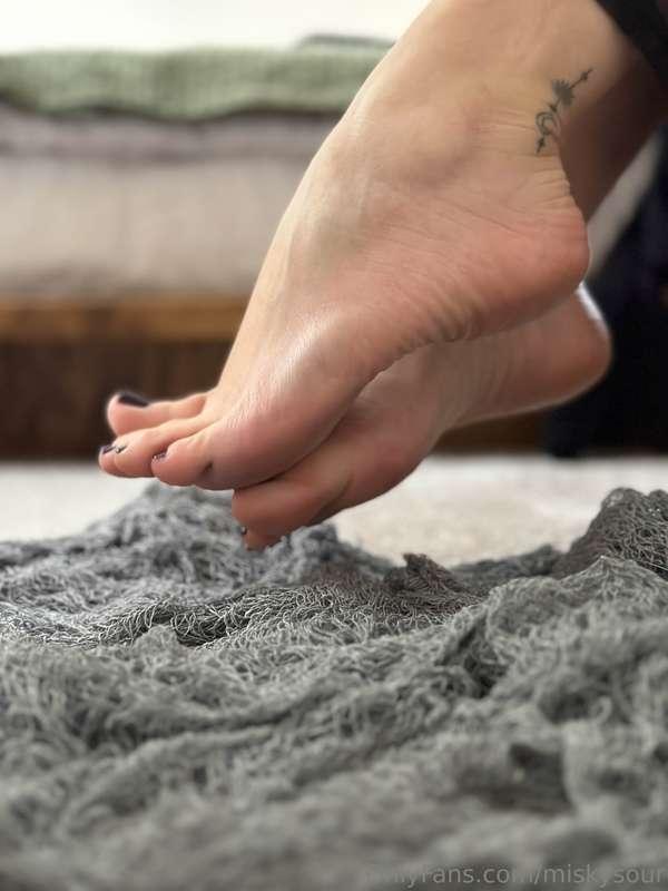 Non-stop temptation 🙈 How many times can you cum, watching m..