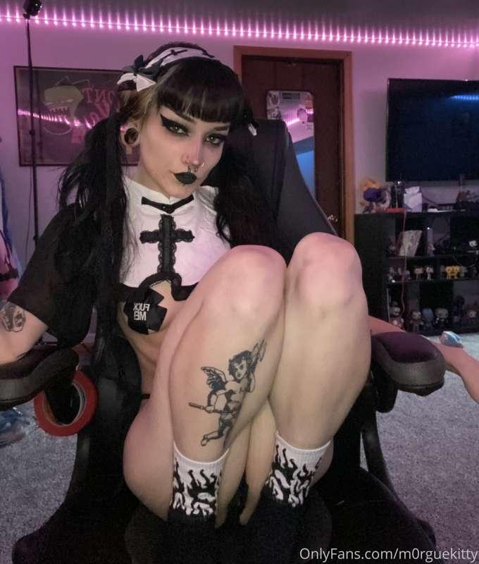 more nun pics 🖤 i wont be posting tomorrow or friday as a li..