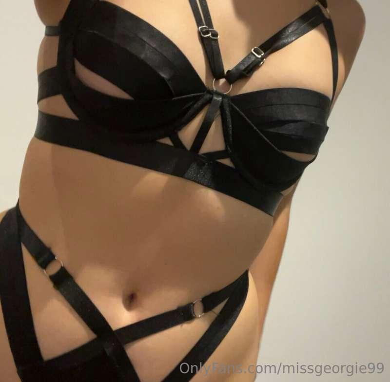 Check your messages 😘  I’m selling my underwear  Start from ..