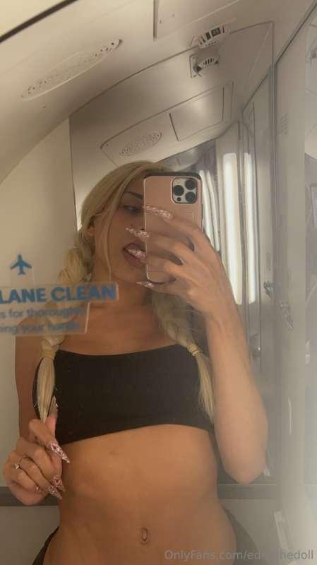 Down to join the mile high club babe? 😏😘