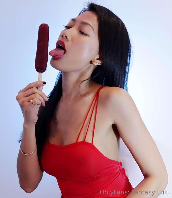💋POPSICLE LICKFEST💋
U likey how I licky?
VIDS + PICS as proo..