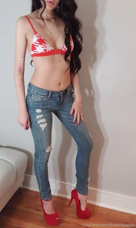 Bikini and jeans ??