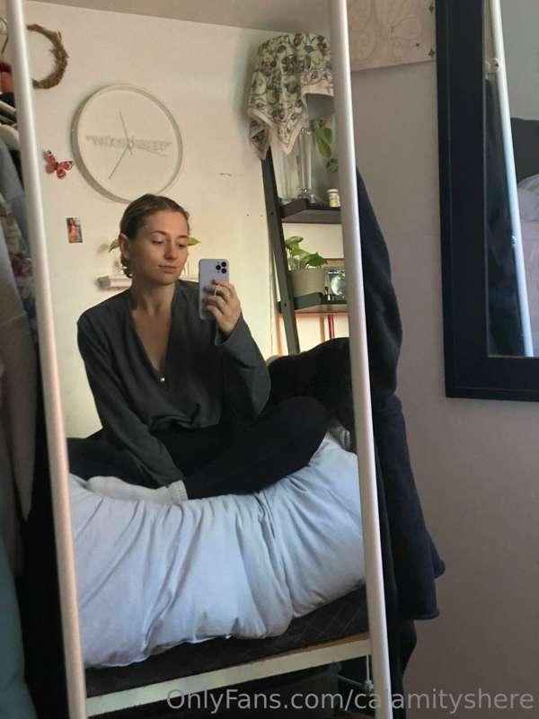 GOOD MORNING FROM THE COZY CREW 💙 coziness always brought to..