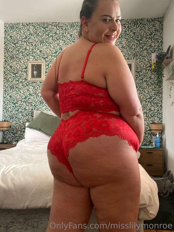 💖💖💖💖Happy bank holiday from your girl Lily 💖💖💖💖