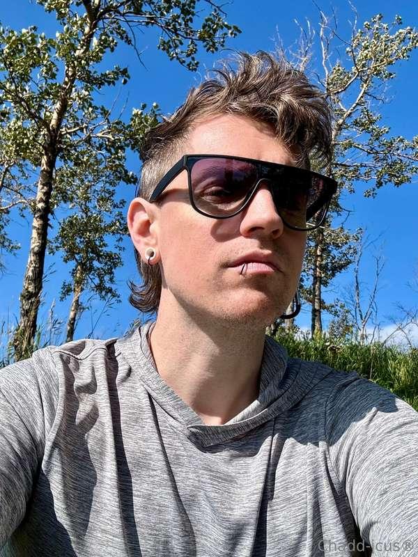 Hey y'all, sorry for the lack of new content recently. I am ..