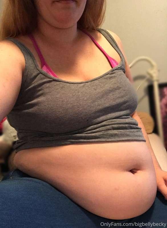This outfit is getting snug on me 🐷😏💕