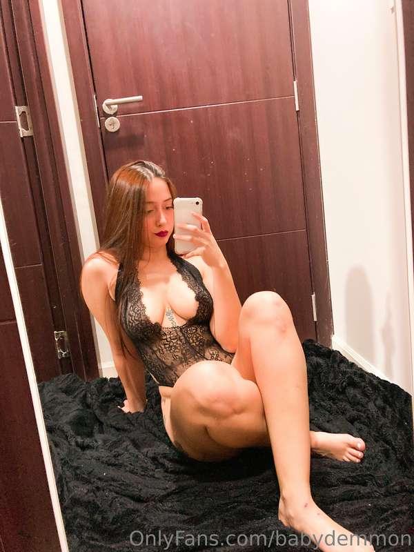 Hello! Do you see this beautiful woman? You'll have to kneel..